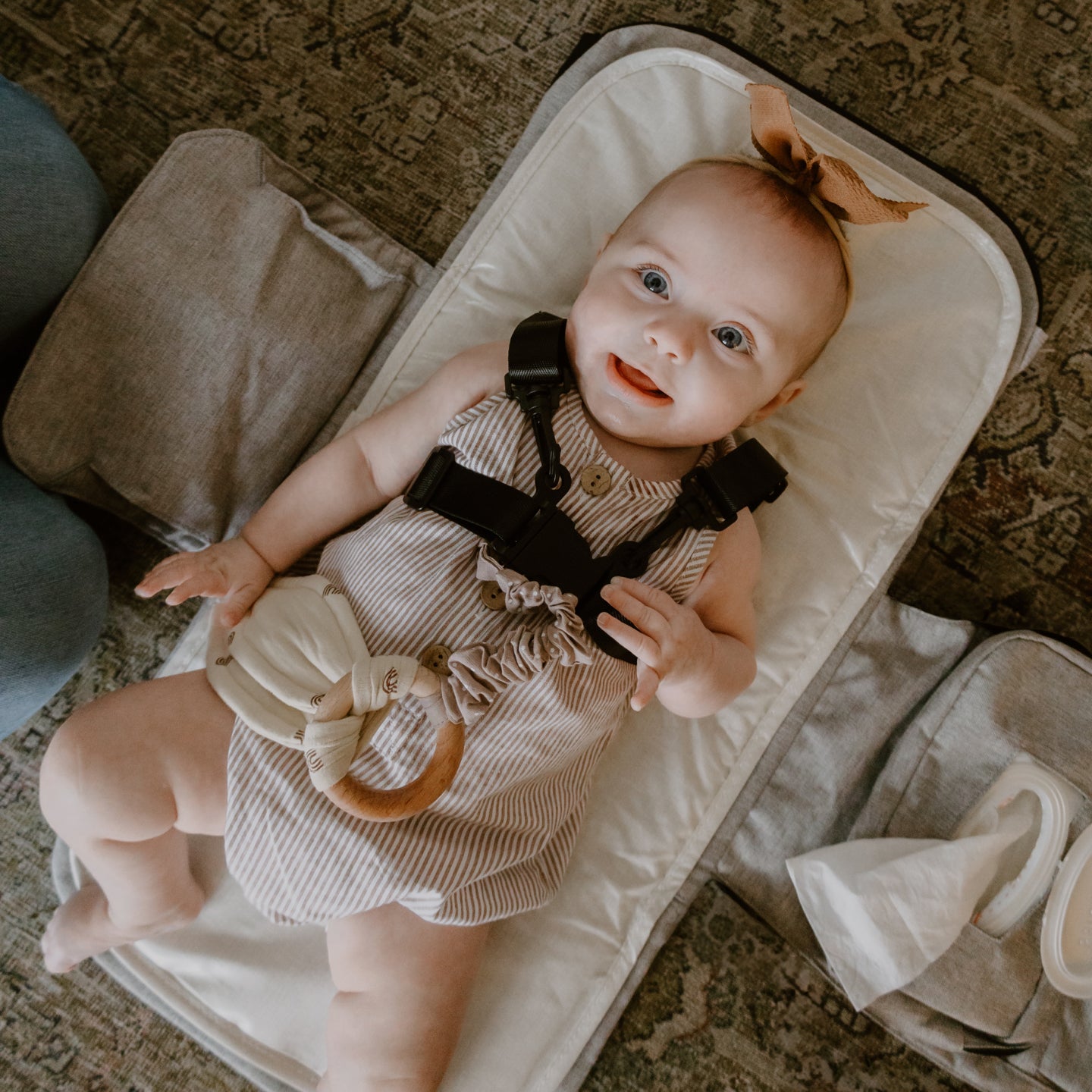 Chikiroo® Lite: Portable Changing Pad with Safety Harness